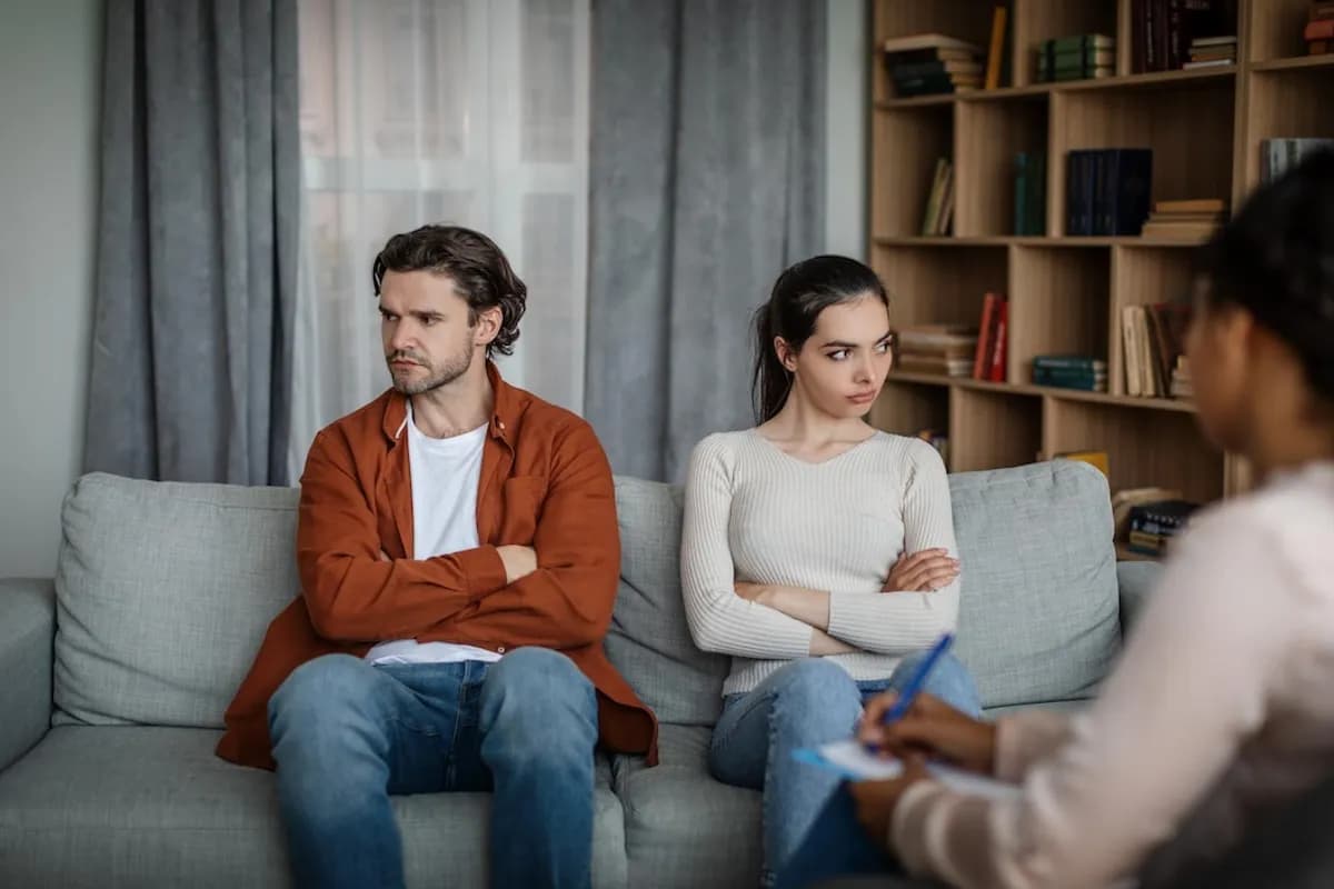 https://s2.webstatic.net/post/effective-solutions-for-marital-conflict-resolution-and-relationship-improvement/1754221428871dcb-1200x800.webp